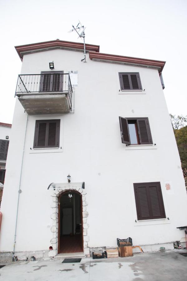 Villa Santa Maria Santa Maria del Molise Exterior foto